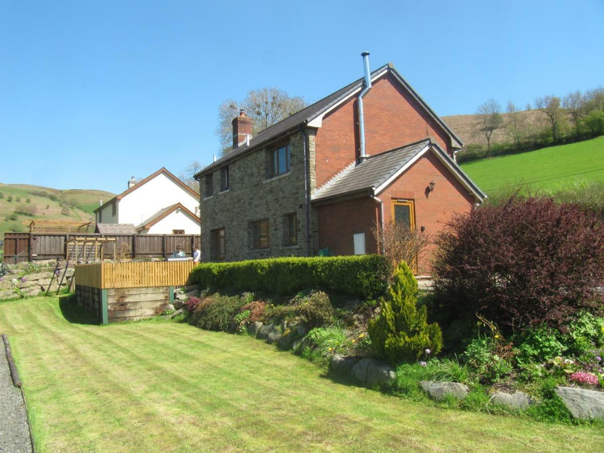 Nant-Y-Glyn Villa Llandrindod Wells Buitenkant foto